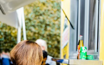 🍔 Lire ça creuse : food trucks sur place pour te régaler ! 🍟